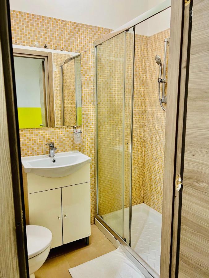 Pensión Roma Guest House